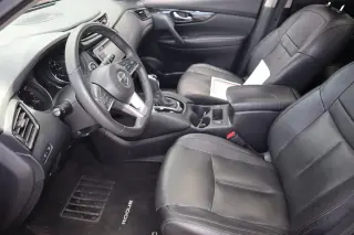 Nissan Rogue del año 2020, versión S, tracción integral (AWD), SUV de 4 puertas