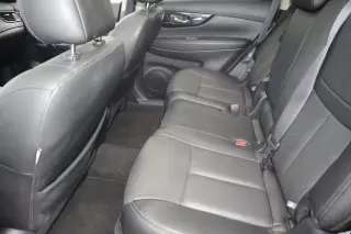 Nissan Rogue del año 2020, versión S, tracción integral (AWD), SUV de 4 puertas