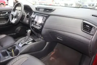 Nissan Rogue del año 2020, versión S, tracción integral (AWD), SUV de 4 puertas