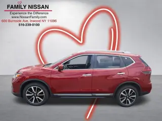 Nissan Rogue del año 2020, versión S, tracción integral (AWD), SUV de 4 puertas
