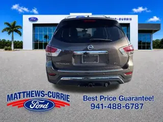 Nissan Pathfinder 2015 S 4p SUV