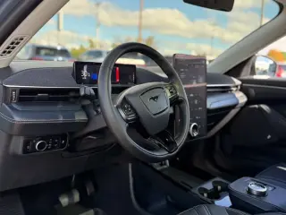 Ford Mustang Mach-E 2023 AWD Premium 4p SUV