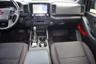 Nissan Frontier 2023 4x4 PRO-4X 4p Cabaña Doble 5 pies de bastidor