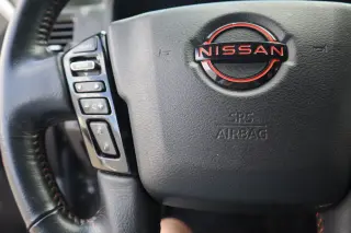 Nissan Frontier 2023 4x4 PRO-4X 4p Cabaña Doble 5 pies de bastidor