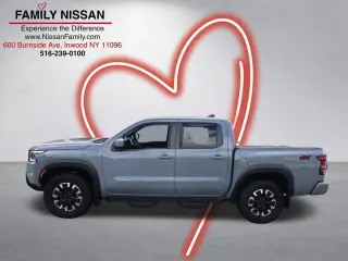 Nissan Frontier 2023 4x4 PRO-4X 4p Cabaña Doble 5 pies de bastidor