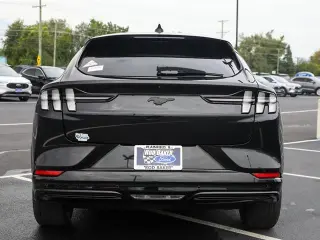 Ford Mustang Mach-E 2023 AWD Premium SUV 4p