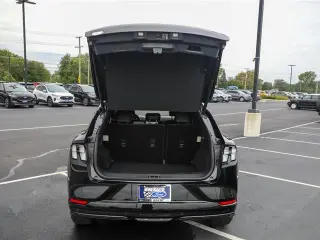 Ford Mustang Mach-E 2023 AWD Premium SUV 4p