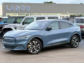 Ford Mustang Mach-E 2023 AWD Premium 4dr SUV