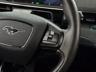 Ford Mustang Mach-E 2023 AWD Premium 4dr SUV