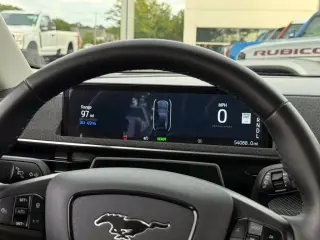 Ford Mustang Mach-E 2023 AWD Premium 4dr SUV