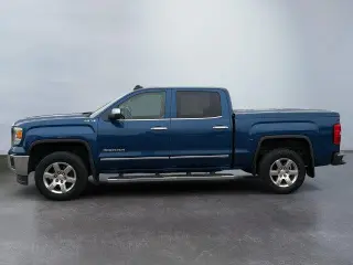 GMC Sierra 1500 2015 4x4 SLT 4dr Crew Cab 5.8 ft. SB