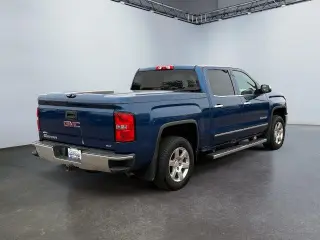 GMC Sierra 1500 2015 4x4 SLT 4dr Crew Cab 5.8 ft. SB