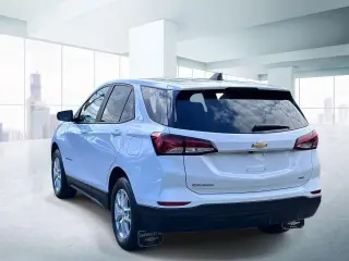 Chevrolet Equinox 2023 4x4 LS 4dr SUV w/1LS