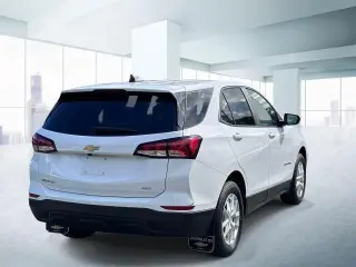 Chevrolet Equinox 2023 4x4 LS 4dr SUV w/1LS
