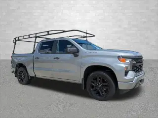Chevrolet Silverado 1500 2025 4x2 Custom 4p Cab Camioneta 5.8 ft. SB