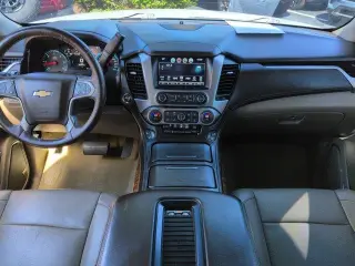 Chevrolet Suburban 2018 4x4 Premier 4dr SUV