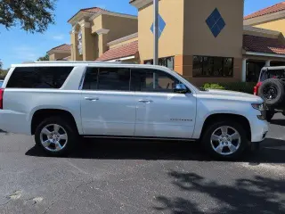 Chevrolet Suburban 2018 4x4 Premier 4dr SUV