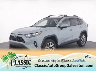 Toyota RAV4 2023 XLE Premium 4dr SUV