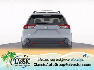 Toyota RAV4 2023 XLE Premium 4dr SUV
