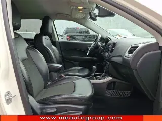 Jeep Compass 2021 4x4 Latitude 4dr SUV