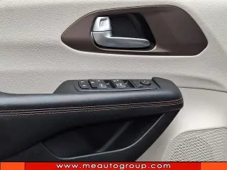 Chrysler Pacifica 2017 Touring-L 4dr Mini-Van