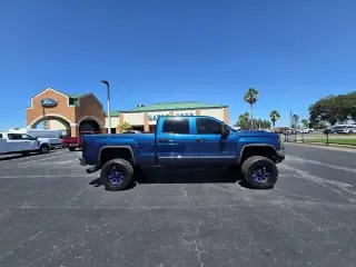 GMC Sierra 2500HD 2019 4x4 SLT 4dr Cabina de Tripulacion LB