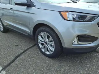 Ford Edge 2024 AWD Titanium SUV de 4 puertas