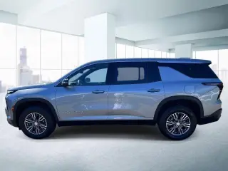Chevrolet Traverse 2024 4X4 LS 4dr SUV con 2LS