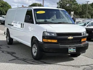 Chevrolet Express 2025 2500 3dr Extended Cargo Van