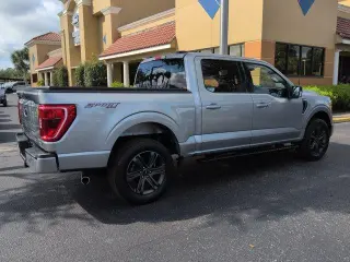 Ford F-150 2023 4x4 XLT 4dr SuperCrew 5.5 ft. SB