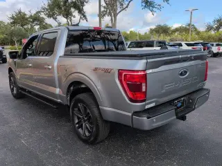 Ford F-150 2023 4x4 XLT 4dr SuperCrew 5.5 ft. SB