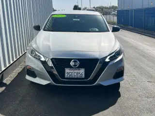 Nissan Altima 2021 2.5 SR 4dr Sedan
