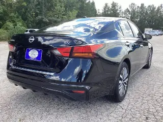 Nissan Altima 2023 2.5 SV 4dr Sedán
