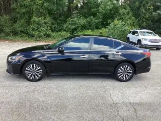 Nissan Altima 2023 2.5 SV 4dr Sedán