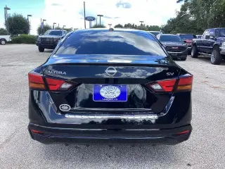 Nissan Altima 2023 2.5 SV 4dr Sedán