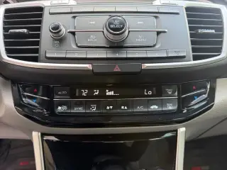Honda Accord 2017 LX 4dr Sedan CVT