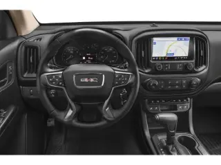 GMC Canyon 2022 4x4 AT4 4p. Cabina de tripulación con 5 puertas y caja corta (Tela)