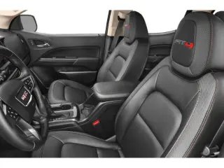 GMC Canyon 2022 4x4 AT4 4p. Cabina de tripulación con 5 puertas y caja corta (Tela)