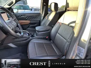 GMC Canyon 2023 4x4 AT4 4p Crew Cab 5 ft. SB