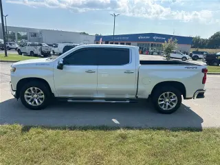 Chevrolet Silverado 1500 2019 4x4 LTZ 4p Cabina de Tripulante 5.8 ft. SB
