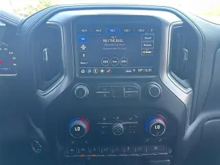Chevrolet Silverado 1500 2019 4x4 LTZ 4p Cabina de Tripulante 5.8 ft. SB