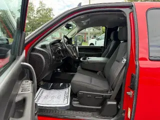 Chevrolet Silverado 1500 2013 4x4 LT 4 puertas Cabina extendida 6.5 pies