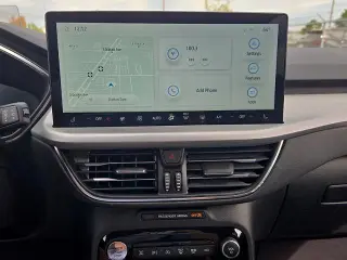 Ford Escape 2023 AWD Platinum 4dr SUV