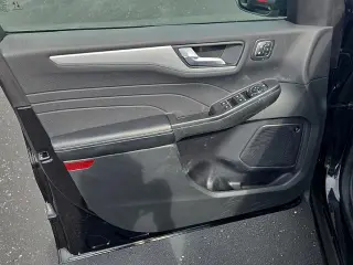 Ford Escape 2023 AWD Platinum 4dr SUV