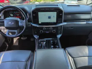 Ford F-150 2022 4x4 Lariat 4dr SuperCrew 5.5 ft. SB