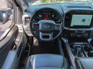 Ford F-150 2022 4x4 Lariat 4dr SuperCrew 5.5 ft. SB