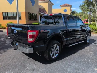 Ford F-150 2022 4x4 Lariat 4dr SuperCrew 5.5 ft. SB