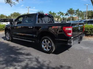 Ford F-150 2022 4x4 Lariat 4dr SuperCrew 5.5 ft. SB