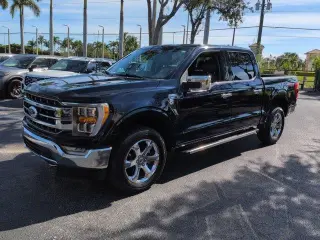 Ford F-150 2022 4x4 Lariat 4dr SuperCrew 5.5 ft. SB