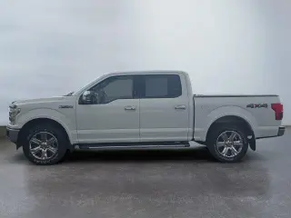 Ford F-150 2019 4x4 XLT 4p SuperCab 5.5 ft. CA